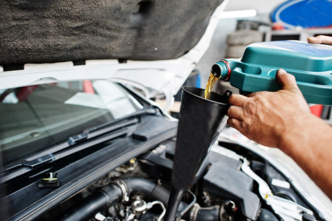 Замена масла в автомобиле